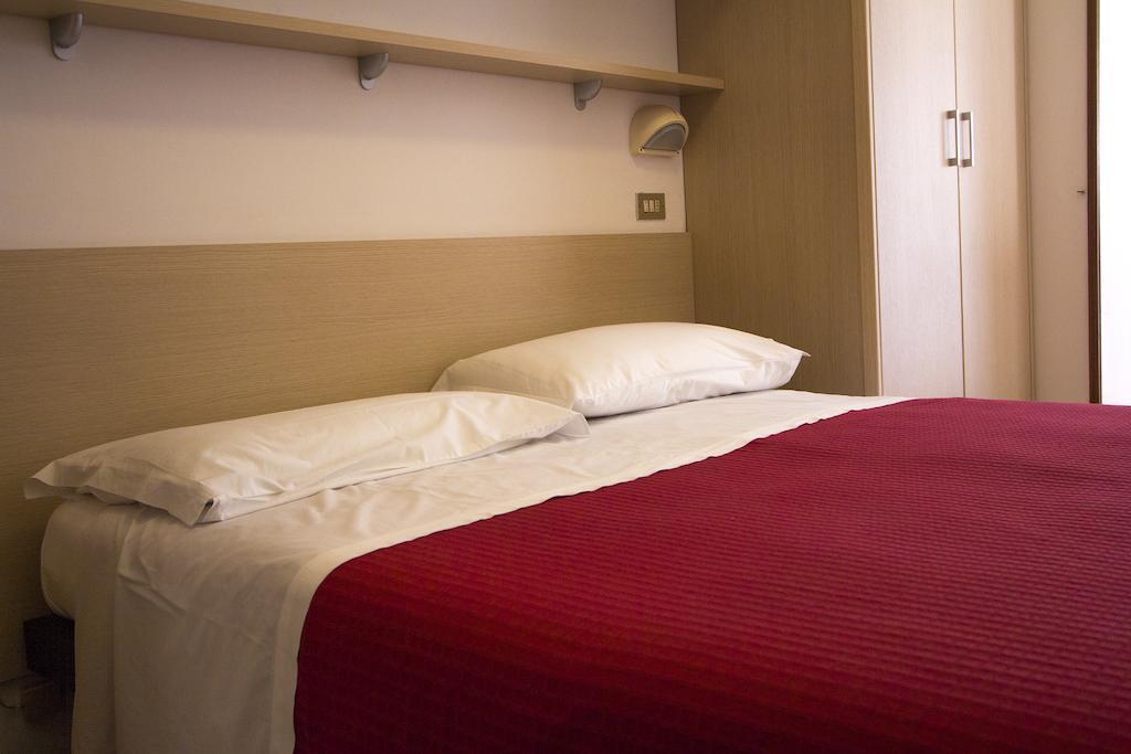Casa Portofino Rooms&Breakfast Чезенатико Номер фото
