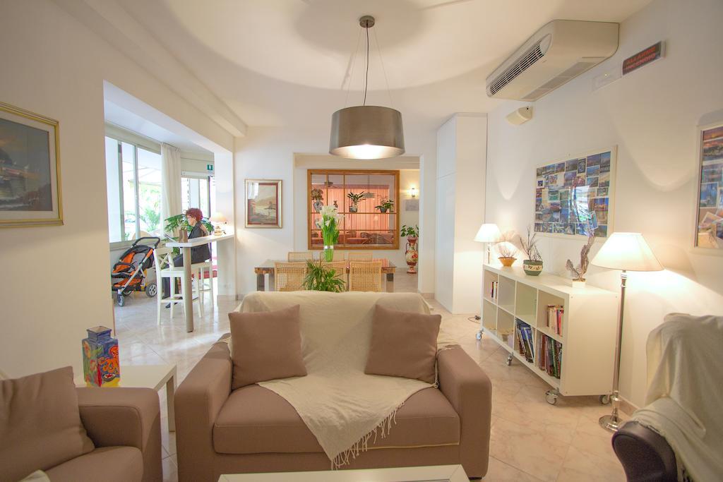 Casa Portofino Rooms&Breakfast Чезенатико Экстерьер фото